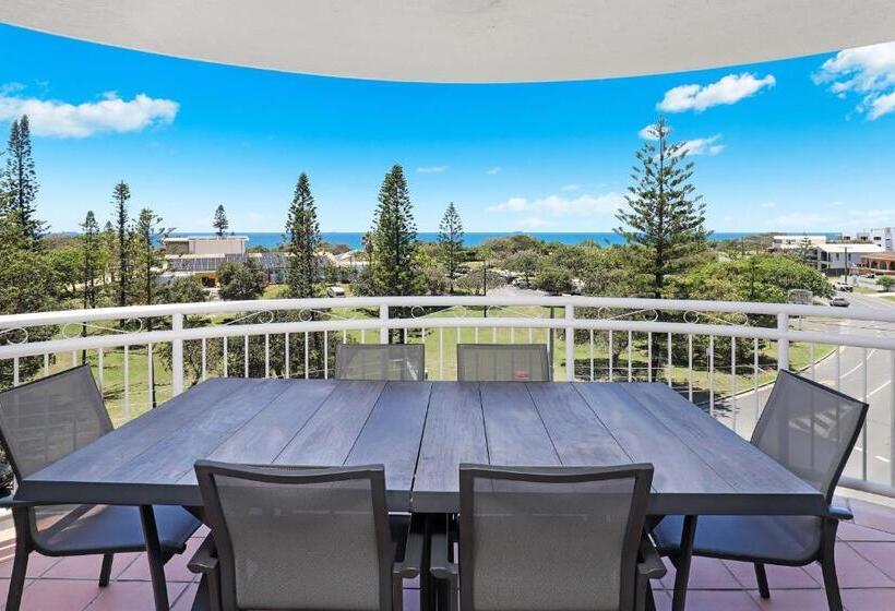 هتل Beachside Resort Kawana Waters