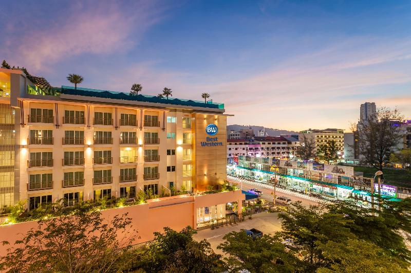 هتل Best Western Patong Beach
