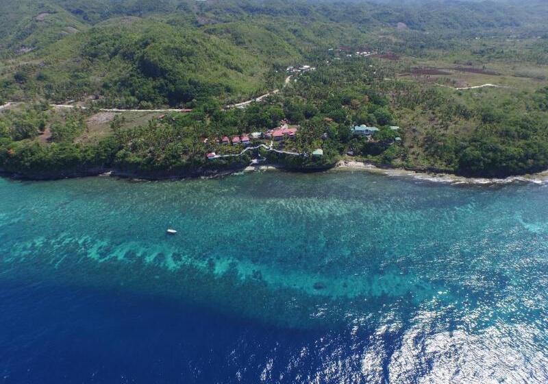 Hotel Blue Star Dive & Resort