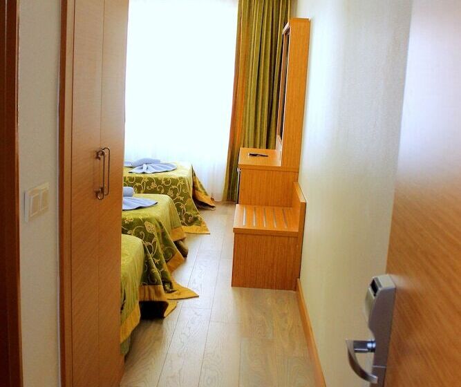 Fotos del hotel Buyuk Paris:  7