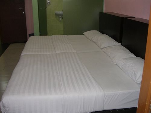 Hotel Ev World Puduraya