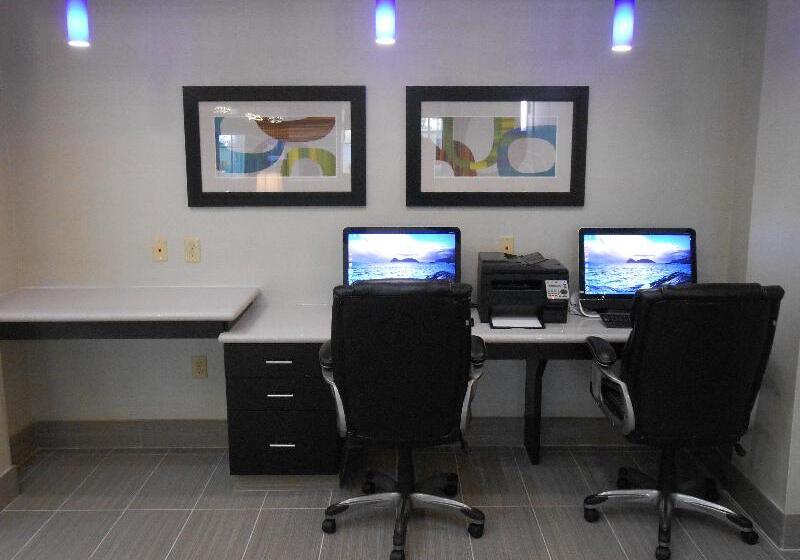 Fotos del hotel Holiday Inn Express & Suites Houston Northwest-brookhollow, An Ihg:  31