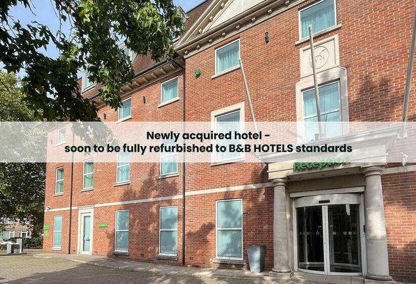 Fotos del hotel Holiday Inn London  Heathrow T5:  9