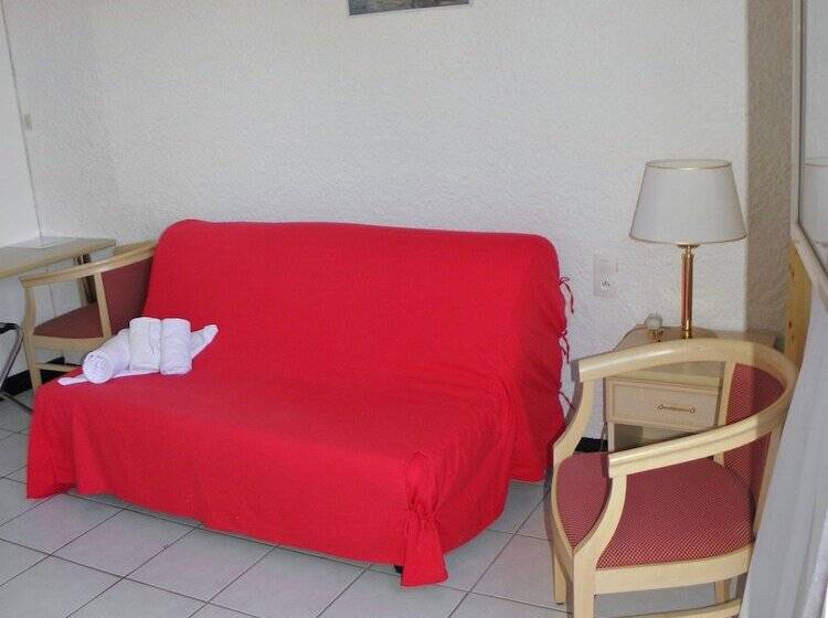 هتل Hôtel San Pieru