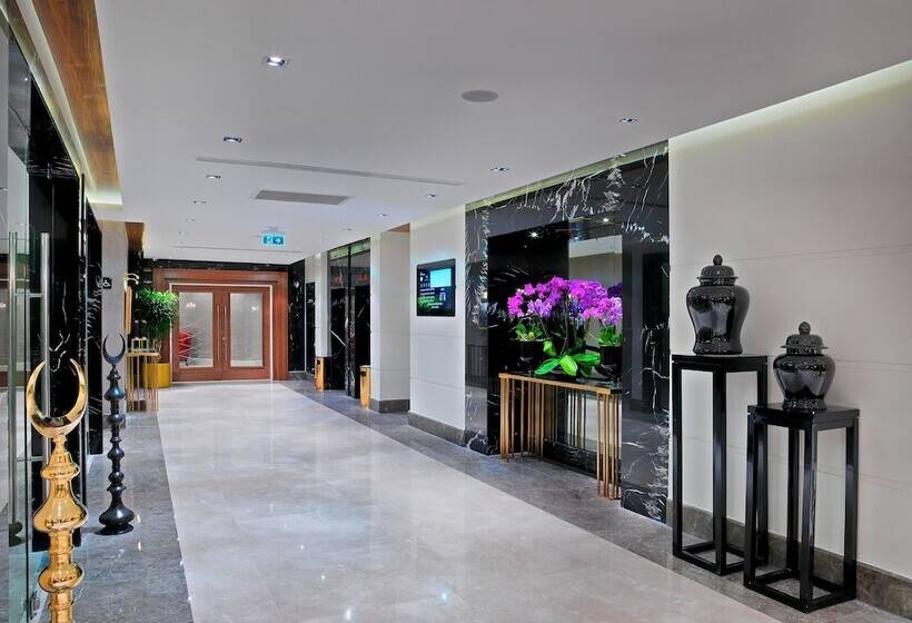 هتل Mercure Istanbul Bomonti