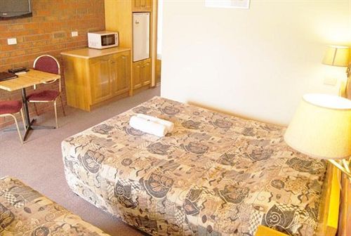 هتل Monte Villa Motor Inn