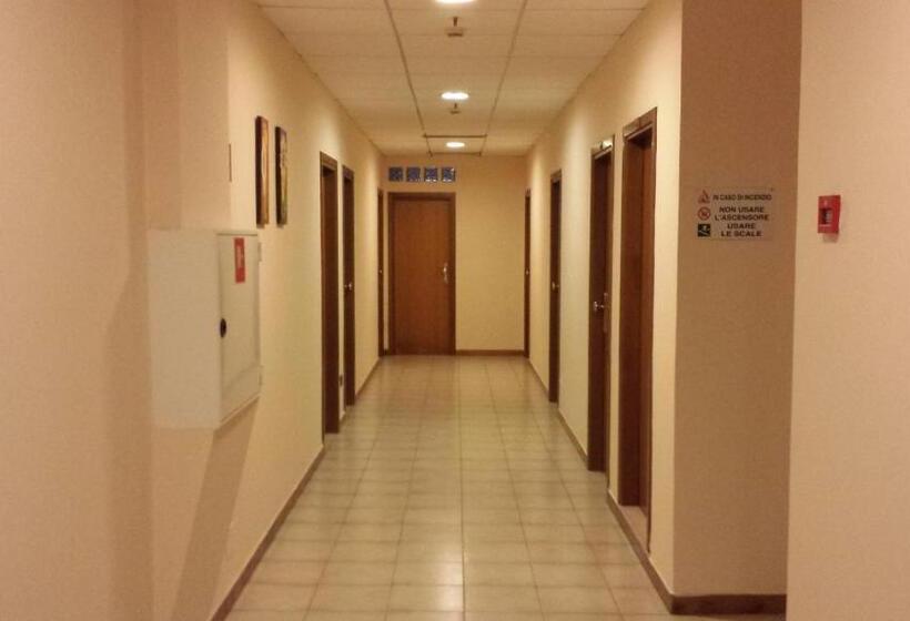 هتل Montecarlo