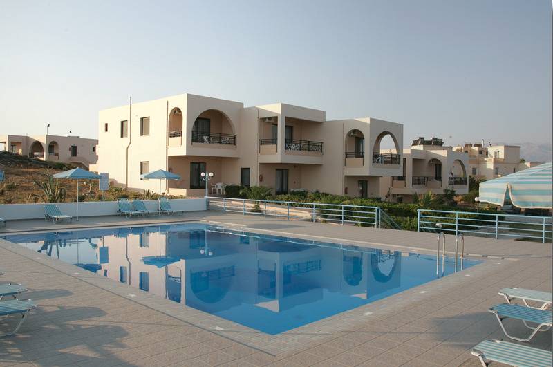 Отель Nanakis Beach Apartments