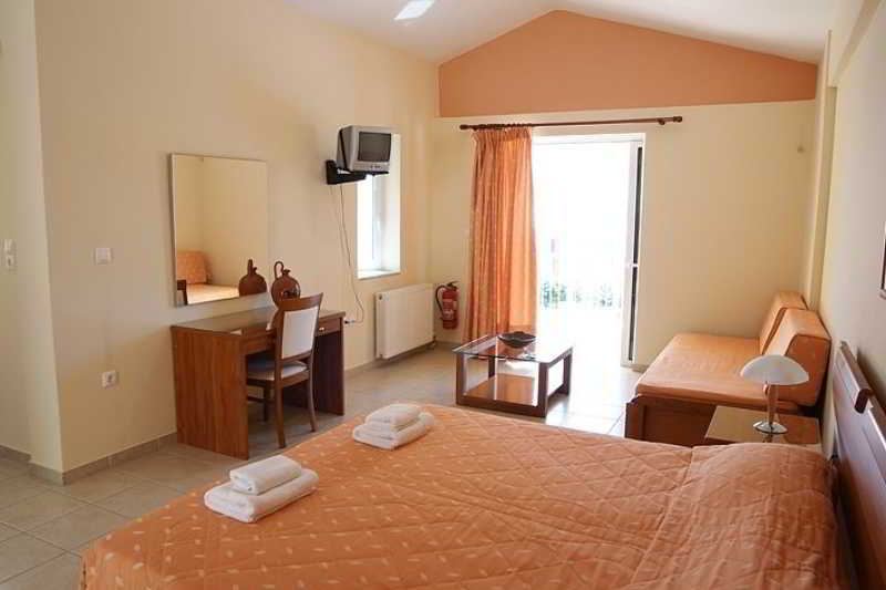 酒店 Niriides Apartments