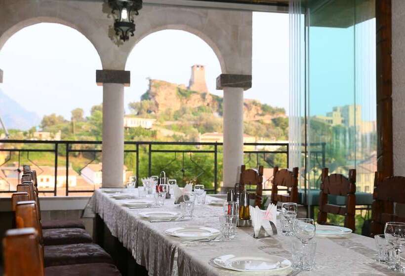בית מלון כפרי Panorama Kruje View On The Castle And The Old Town