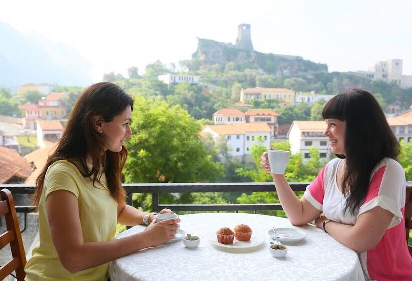 בית מלון כפרי Panorama Kruje View On The Castle And The Old Town