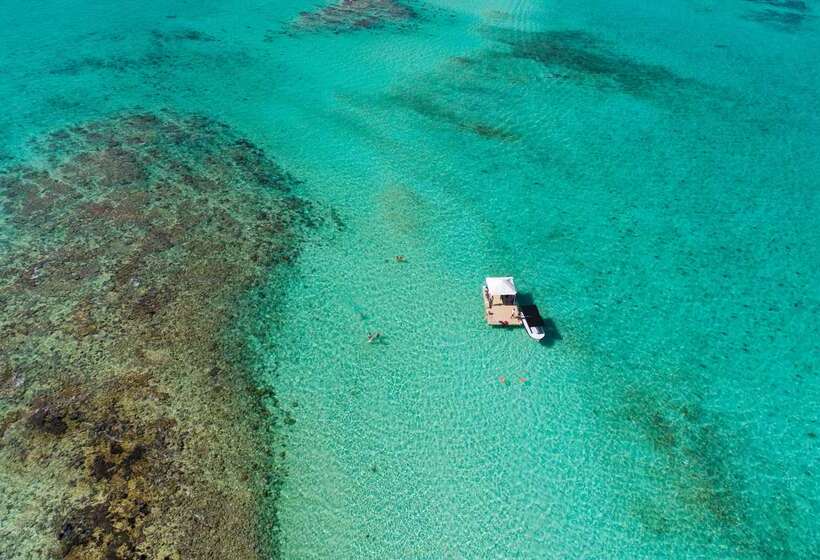 هتل Radisson Blu Azuri Resort & Spa