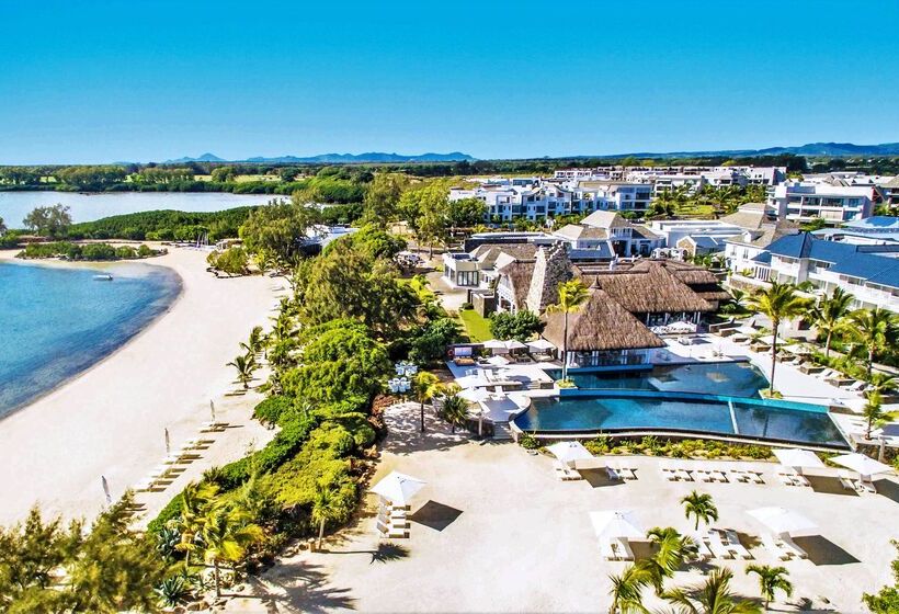 هتل Radisson Blu Azuri Resort & Spa