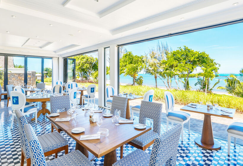 هتل Radisson Blu Azuri Resort & Spa