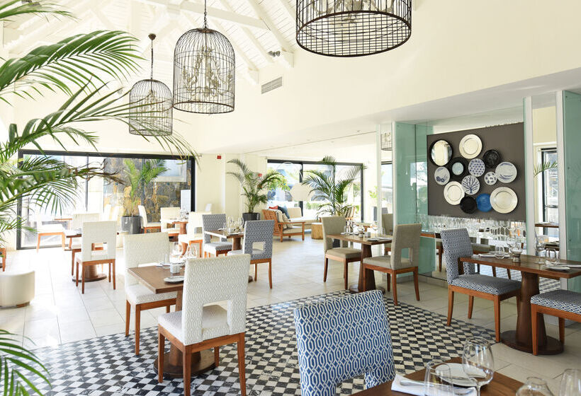 هتل Radisson Blu Azuri Resort & Spa