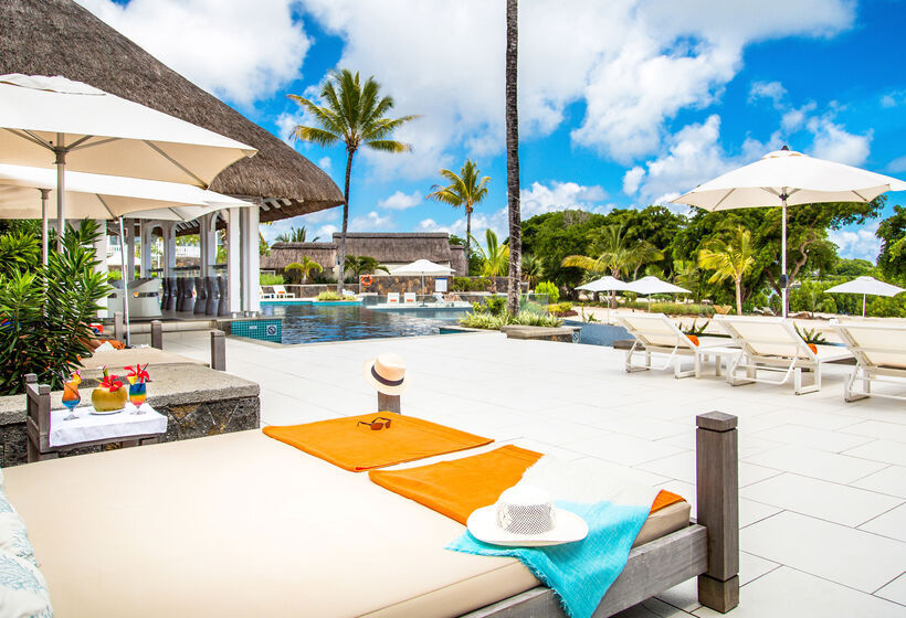 هتل Radisson Blu Azuri Resort & Spa