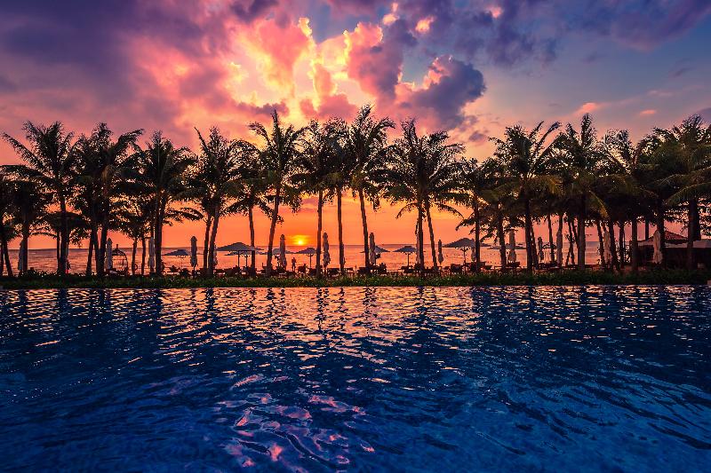 هتل Salinda Resort Phu Quoc  Sparkling Wine Breakfast