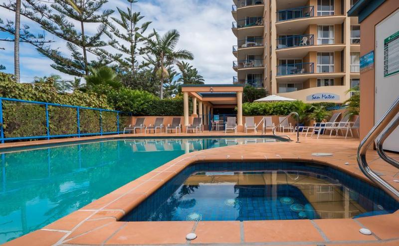 هتل San Mateo On Broadbeach