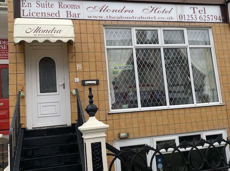 Fotos del hotel Alondra:  45