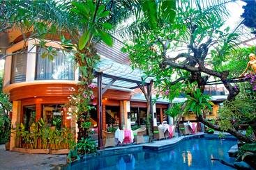 هتل The Bali Dream Suite Villa