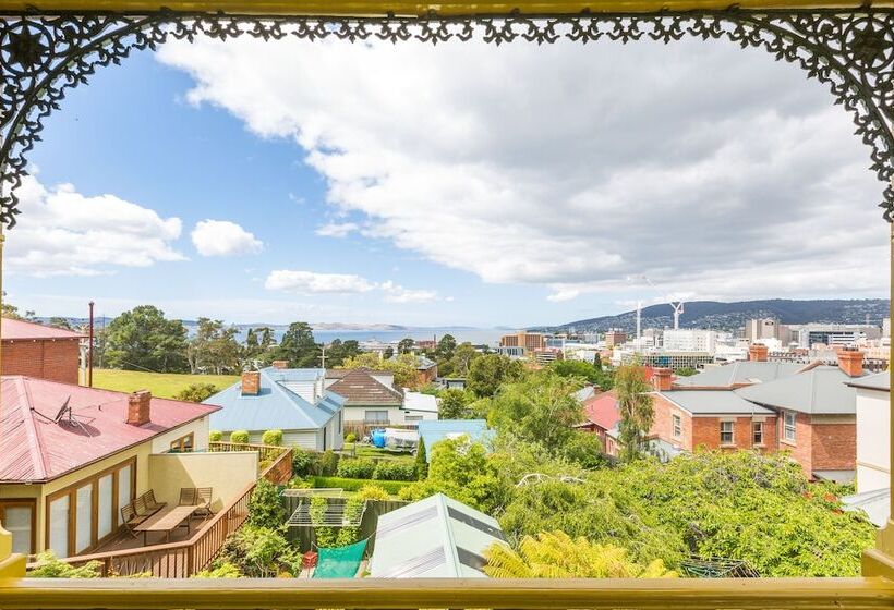 هتل The Corinda Collection