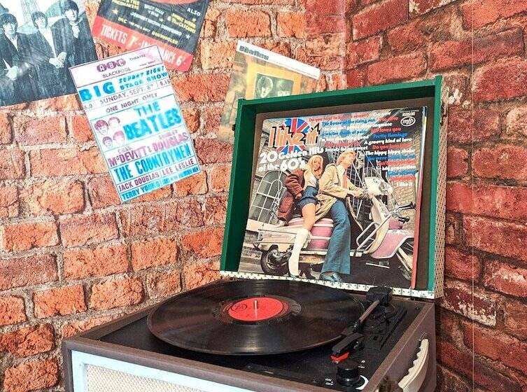 Fotos del hotel The Mercury, Blackpool  Over 21 S Only:  9