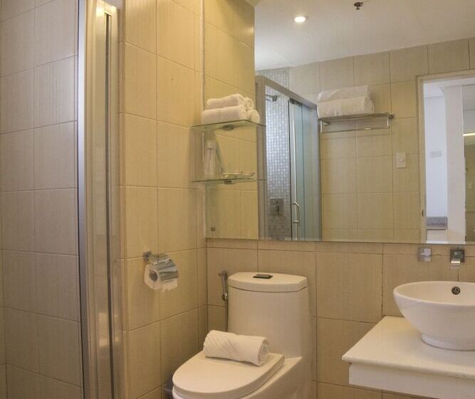 Regency Grand Suites