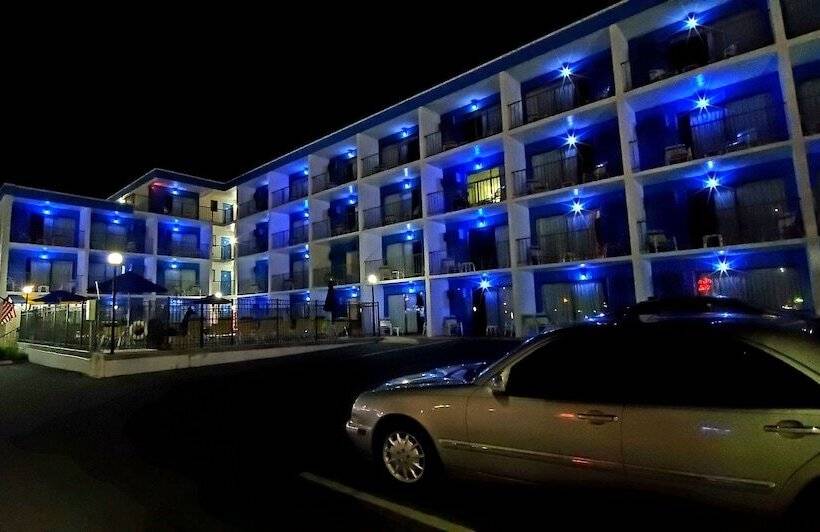 Sea Hawk Motel