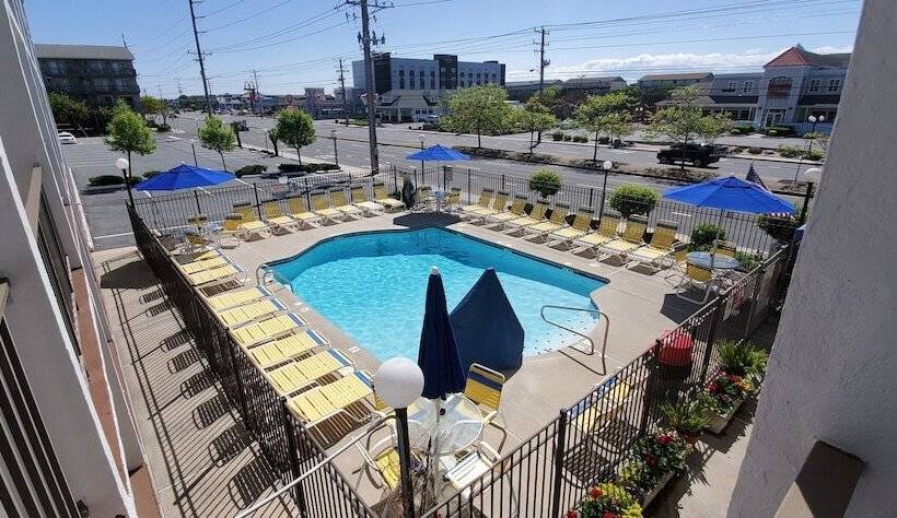 Sea Hawk Motel
