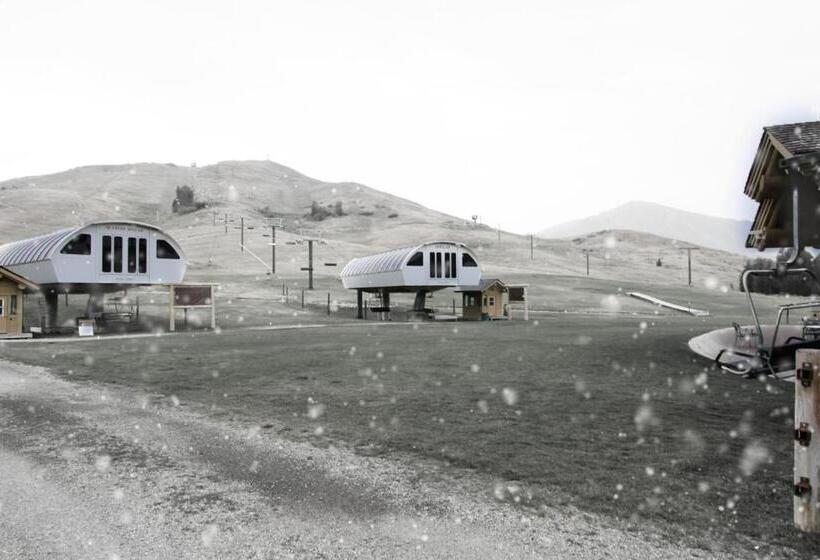هتل The Bluff Mountain Retreat