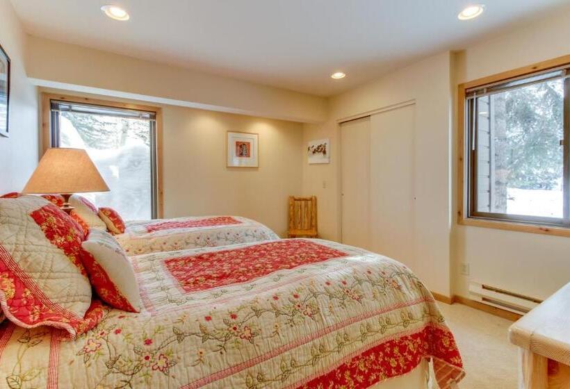 هتل The Bluff Mountain Retreat