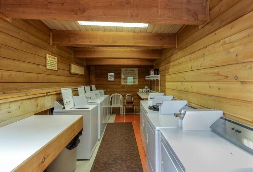 هتل The Bluff Mountain Retreat