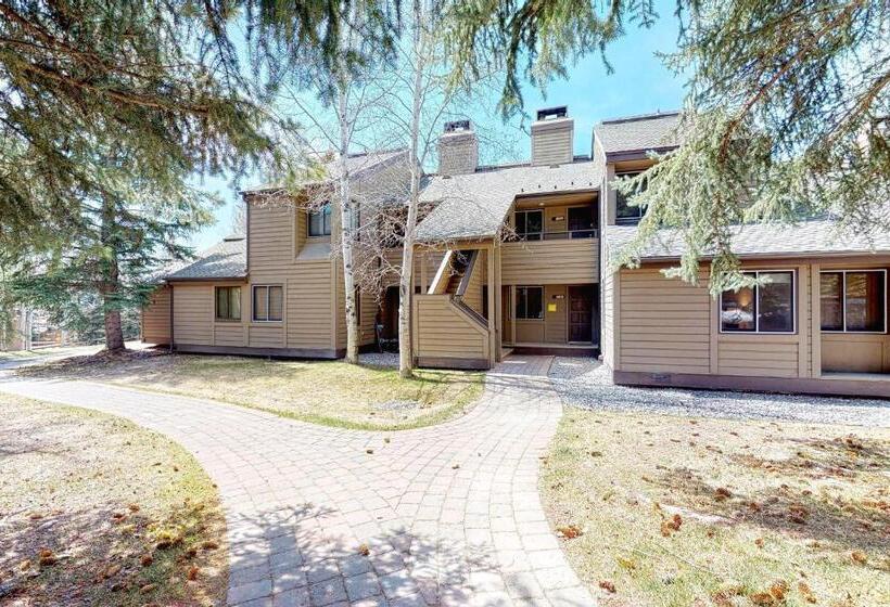 هتل The Bluff Mountain Retreat