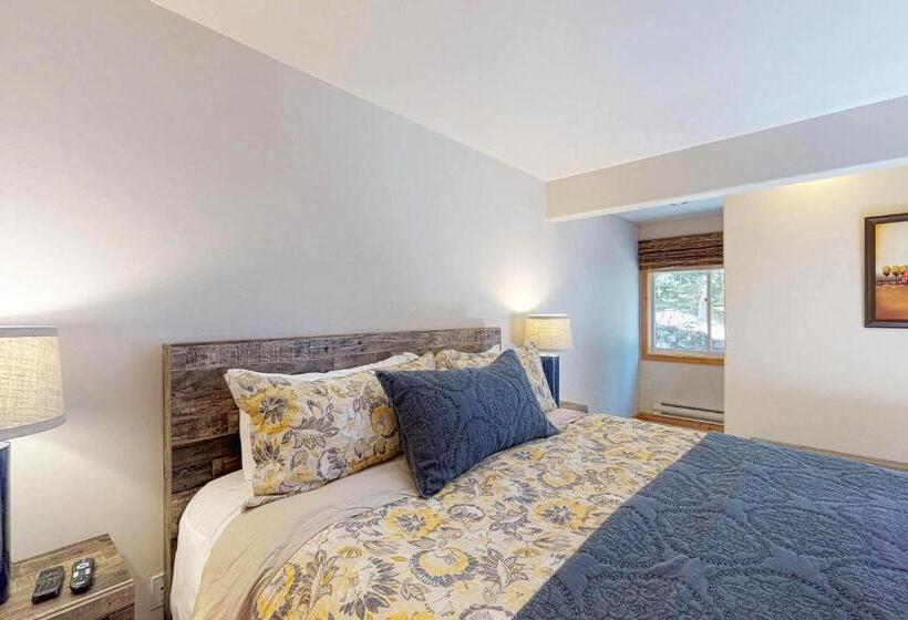 هتل The Bluff Mountain Retreat