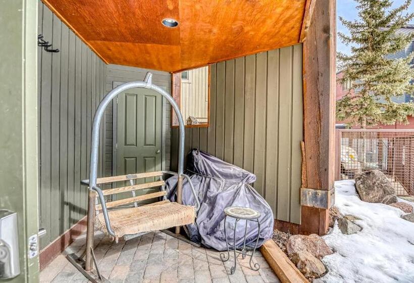 هتل Double Diamond Ski In/ski Out Chalet