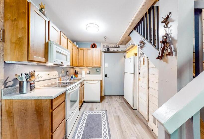 هتل Elkhorn Studio Condo   The Clocktower