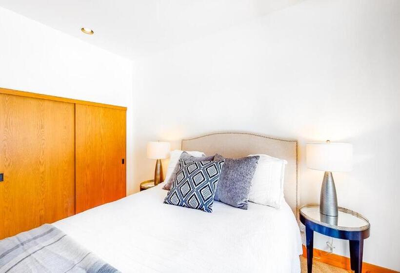 هتل Legends  Simply Perfect Elkhorn Retreat