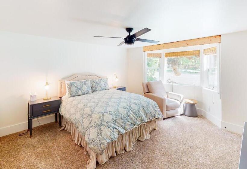 هتل Single Level Ranch Condo In Elkhorn