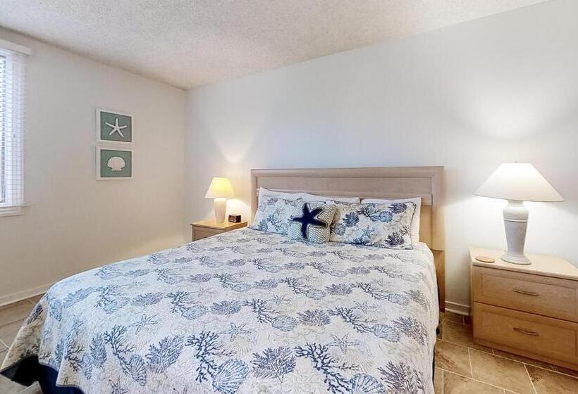 فندق 1312 Ship Watch