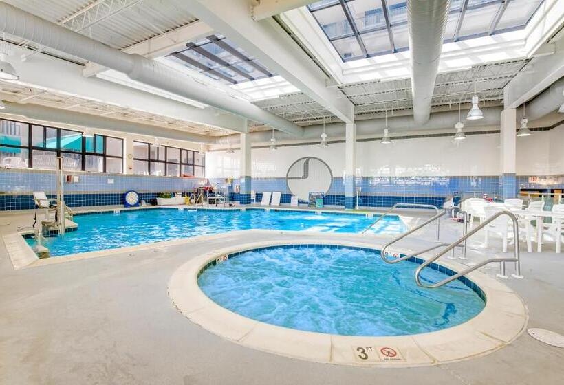 هتل Sea Colony  17005 Bayberry Court