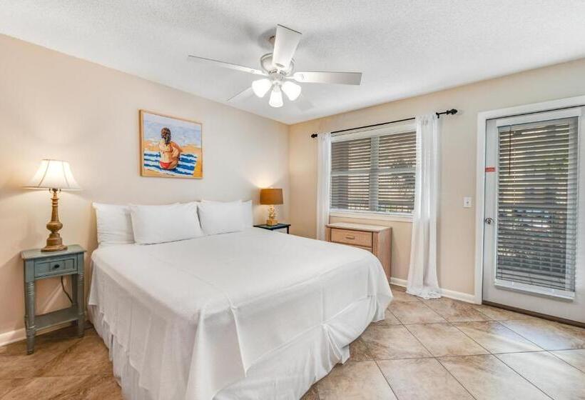 هتل Summer Breeze 21