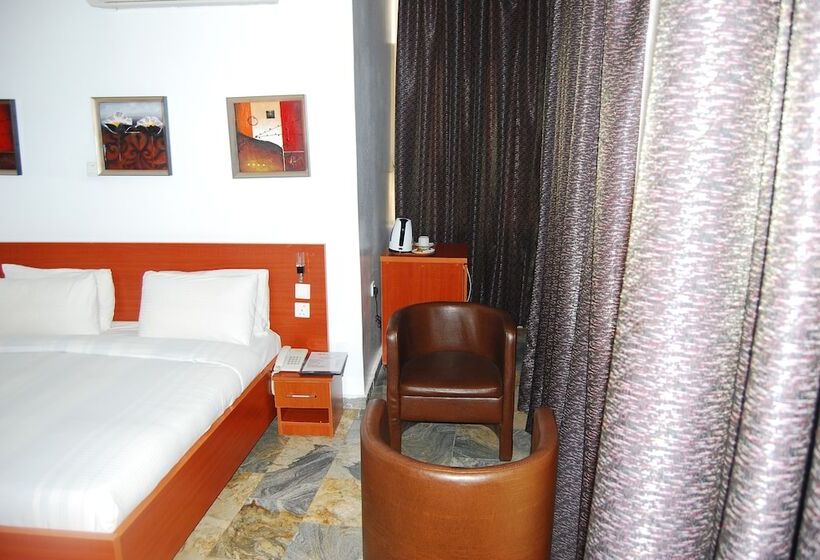 3j S Hotels & Apartments