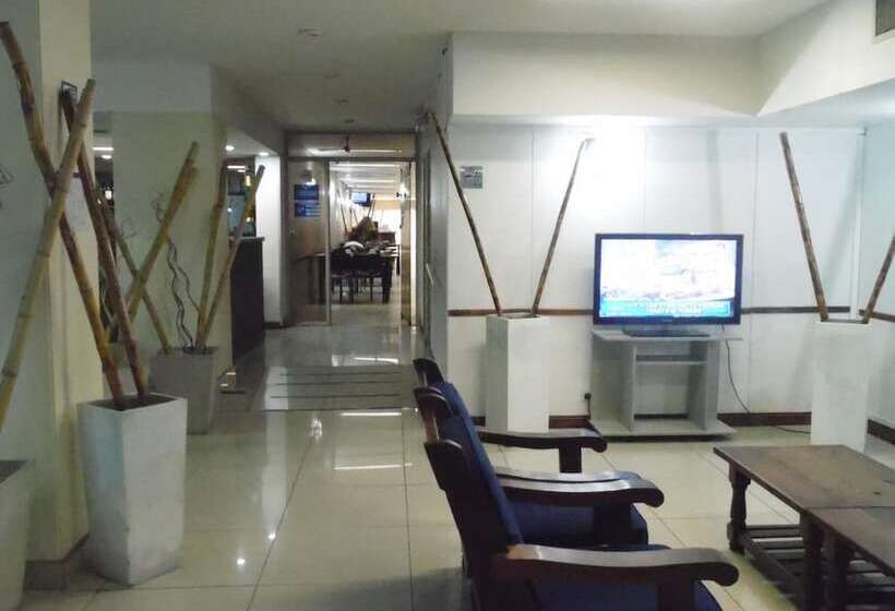 Fotos del hotel Adrazi Internacional:  28