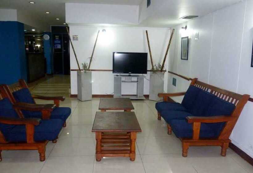 Fotos del hotel Adrazi Internacional:  7