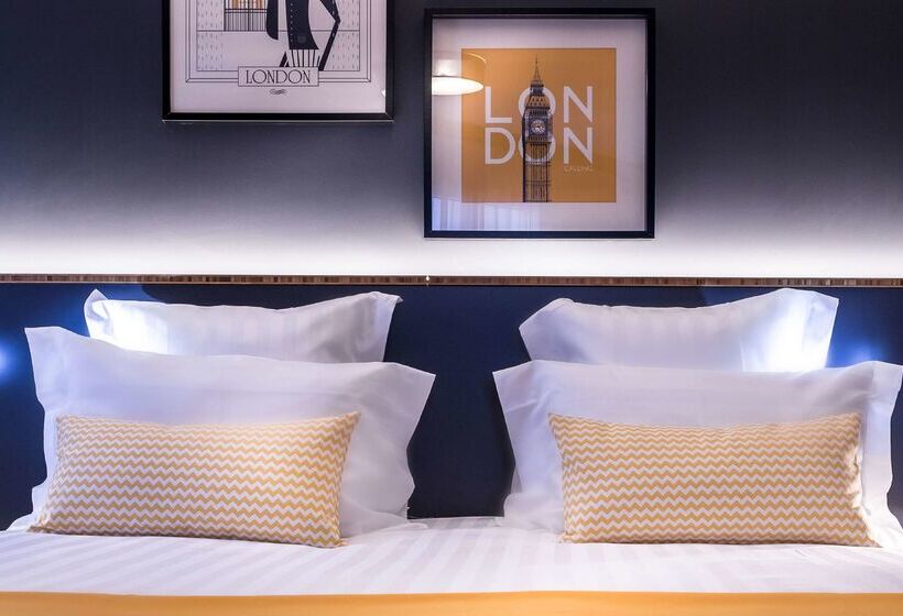 בית מלון כפרי Best Western Plus Suitcase Paris La Defense