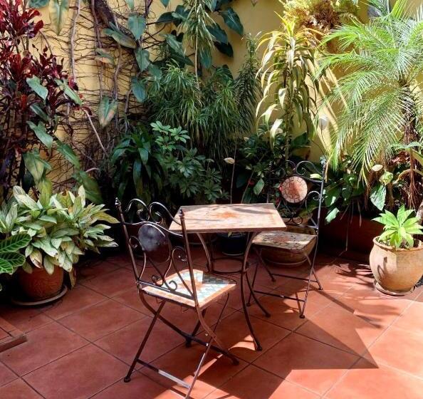 هتل Costa Rica Guesthouse