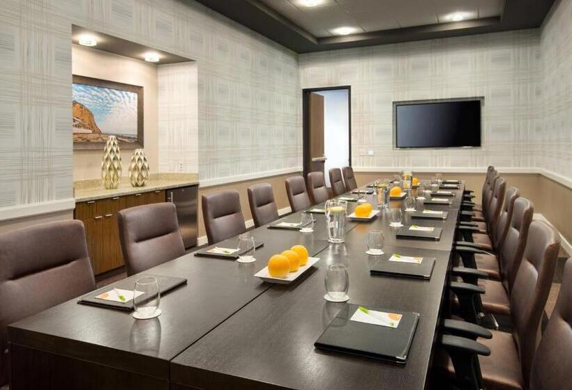 هتل Courtyard By Marriott Irvine Spectrum