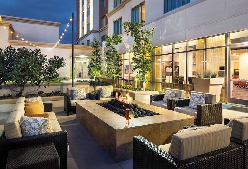 هتل Courtyard By Marriott Irvine Spectrum