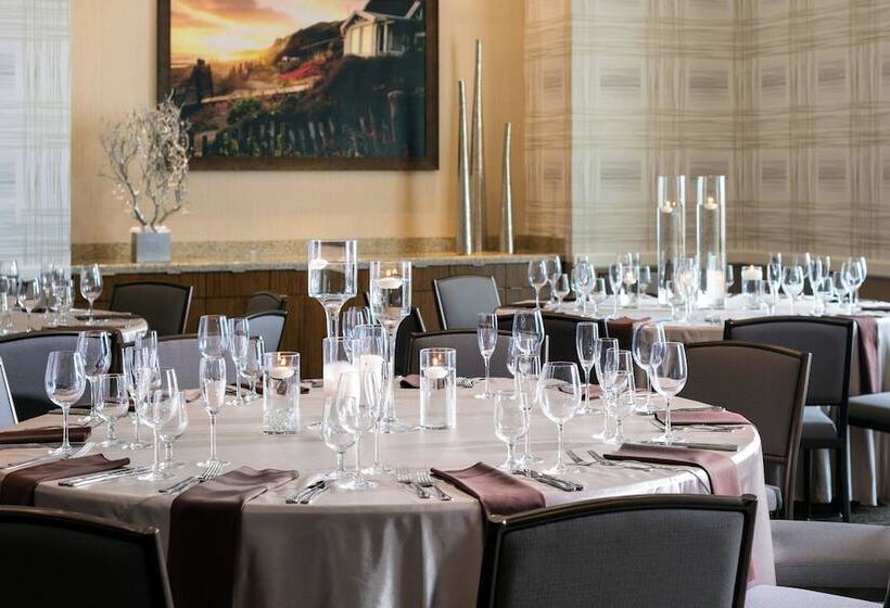 هتل Courtyard By Marriott Irvine Spectrum
