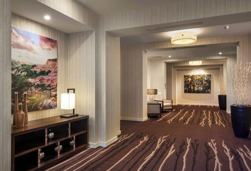 هتل Courtyard By Marriott Irvine Spectrum